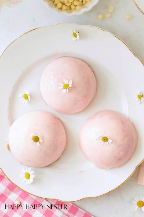 Mirror Glaze Mousse Cake Pink Glaze Recipe, Three Mirror, White Chocolate Glaze, Strawberry Mousse Cake, Baking Lessons, Condensed Milk Cookies, Strawberry Mochi, Mousse Cakes, Pink Desserts