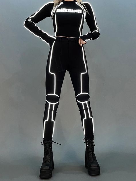 Smarter Shopping, Better Living! Aliexpress.com Cyberpunk Costume, Futuristic Costume, Cyberpunk Outfit, Estilo Cyberpunk, Punk Pants, Techwear Fashion, Cyberpunk Clothes, Harajuku Outfits, Cyberpunk Fashion