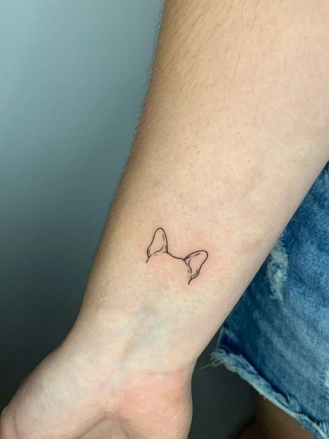 Fine Line Tattoo French Bulldog, Fine Line Frenchie Tattoo, Boston Terrier Fine Line Tattoo, Simple French Bulldog Tattoo, French Bulldog Ears Outline Tattoo, French Bulldog Ear Tattoo, Dog Tattoo French Bulldog, Frenchie Ears Outline Tattoo, French Bulldog Line Tattoo