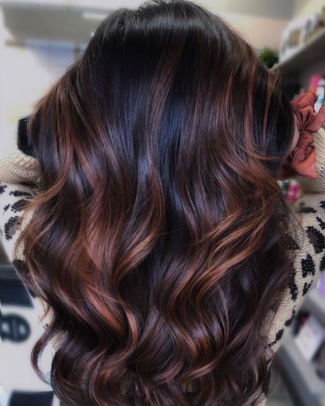 50 Trendy Brown Hair Colors and Brunette Hairstyles for 2020 - Hair Adviser Trendy Brown Hair, Dark Brown Hair With Caramel Highlights, Cherry Hair Colors, Brown Hair Color Shades, Beautiful Brown Hair, Natural Brown Hair, Cinnamon Hair, Brown Hair With Caramel Highlights, Rambut Brunette