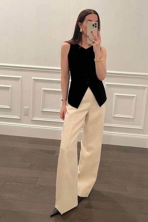 Natural Elegant Style, Modest Fashion Outfits Spring, Outfit Working Girl, Summer Formal Outfit Women, Casual Workwear Women, Women Corporate Fashion, Casual Formal Outfits Women, Summer Office Outfits Work Chic, Working Woman Outfit