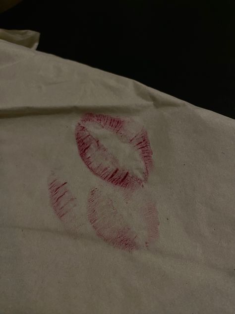 Dark pink lipstick stain on the tissue. Femme fatale. Lipstick Stain Aesthetic, Stain Aesthetic, Lipstick Mark, Lipstick Stain, Dress Shirt, Stain