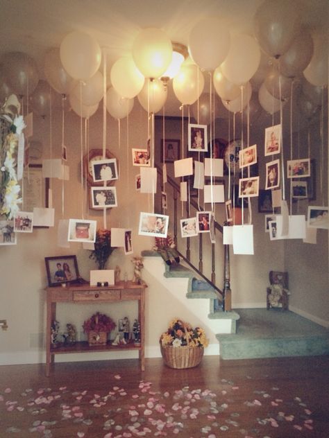 15 Year Anniversary Party Decor, Indoor Anniversary Decorations, 5 Year Anniversary Decoration Ideas, 2 Year Anniversary Decoration Ideas, Anniversary House Party Ideas, Anniversary Photo Wall Ideas, Birthday Decorations With Pictures, Cute Anniversary Decoration Ideas, Anniversary Ideas Decorations