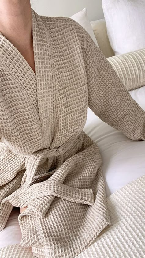 Waffle Bathrobe, September Vibes, Wolford Bodysuit, Honeymoon Wear, Brooklyn Blonde, Robes For Women, Cashmere Throw, Loungewear Outfits, Christmas Inspo