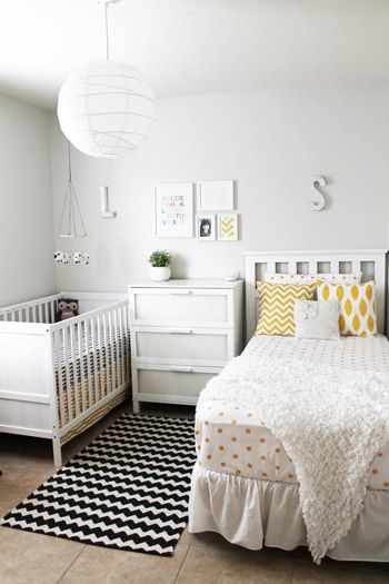 I like the ideas going on here for a room that is shared by a toddler/older child and a baby.  Will be implementing some of these ideas soon! Toddler And Baby Room, Sibling Room, Shared Nursery, Sister Room, Shared Kids Room, Bedroom Hacks, Baby Room Neutral, Shared Bedroom, Shared Room