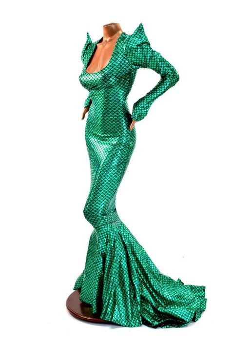 Green Mermaid, Glamorous Dresses, Mermaid Costume, Fright Night, Mermaid Hair, Wiggle Dress, Mermaid Dress, Women's Costumes, Diy Costumes