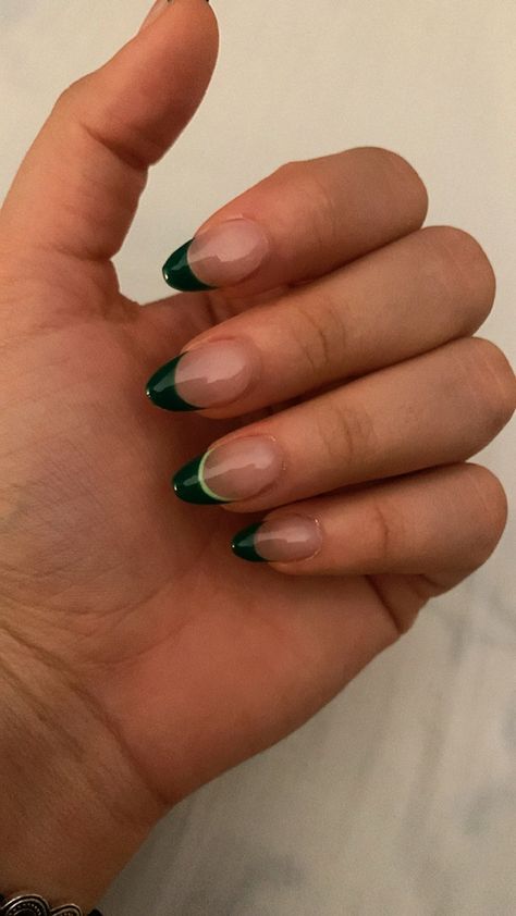 Green French Top Acrylic Nails, Green Fresh Tip Nails, Christmas Nails Green Almond, Green French Tip With White Line, Short Hunter Green Nails, Dark Green Nail Tips, Simple Green And White Nails, White Nails With Green Tips, Emerald Green Nail Inspo Almond