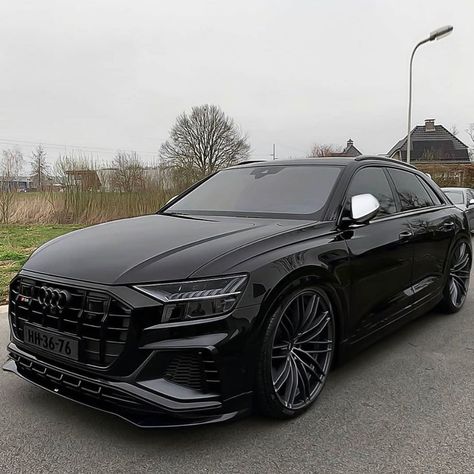 Audi A7 Sportback, Cars Mustang, A7 Sportback, Luxury Cars Audi, Audi Q8, Black Audi, Car Tips, Tuning Cars, Audi A7