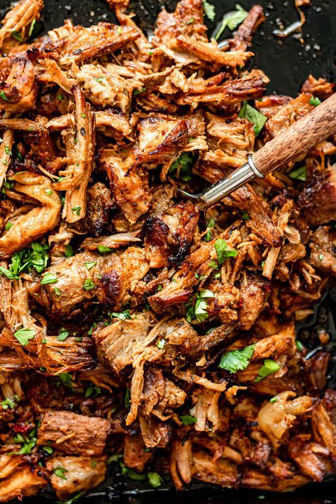 Pork Carnitas Recipe, Pork Shoulder Recipes, Boneless Pork Shoulder, Carnitas Recipe, Pork Carnitas, Pork Dinner, Dutch Oven Recipes, Crispy Pork, Goulash