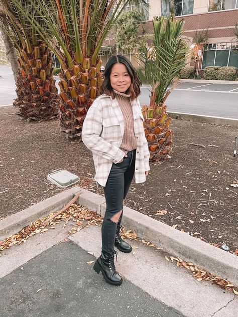 Affordable plaid shacket & chunky turtleneck sweater from H&M #hmxme #hm #h&m #plaid #shacket #turtleneck #turtlenecksweater #affordablefashion #fallfashiontrends Shacket With Turtleneck, Shacket Outfit, Chunky Turtleneck, Chunky Turtleneck Sweater, Plaid Shacket, Fall Clothes, Fall Fashion Trends, True Beauty, Affordable Fashion