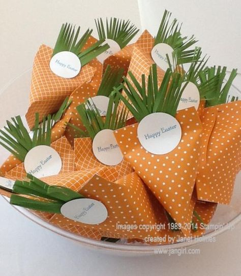 sachets façon carottes pour petites douceurs Stampin Up Ostern, Stampin Up Easter, Diy Easter Gifts, Easter Carrots, Diy Ostern, Easter Images, Easter Projects, Easter Time, Hoppy Easter