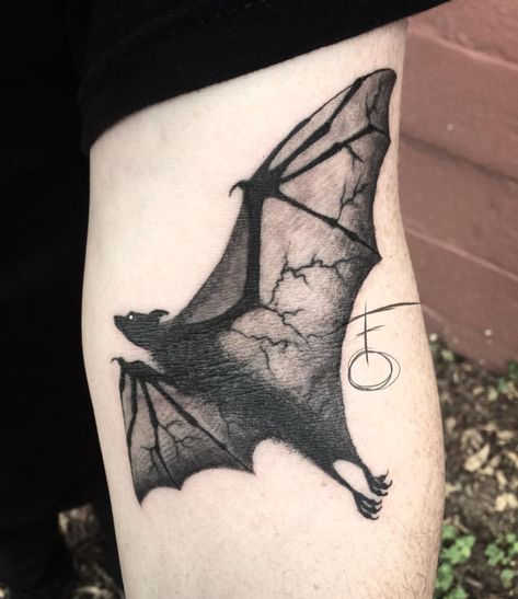 413 Likes, 20 Comments - vitriol (@vitrioltattoo) on Instagram: “"Lookit. It's friggin BATS... I love Halloween." Super fun lil ditch bat for Sam, who always brings…” Creepy Realism Tattoo, Gothic Design Tattoo, Creepy Gothic Tattoo, Mens Tattoo Styles, Detailed Bat Tattoo, Large Bat Tattoo, Oddity Tattoo Ideas, Decaying Animal Tattoo, Gothic Nature Tattoo