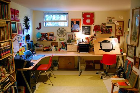 My workspace (when it was clean). A reminder for me to STRAIGHTEN UP. Ikea Galant Desk, Ikea Galant, Homeschool Space, Artist Workspace, Deco House, Workspace Desk, Art Studio Space, Art Studio Organization, Art Studio Room