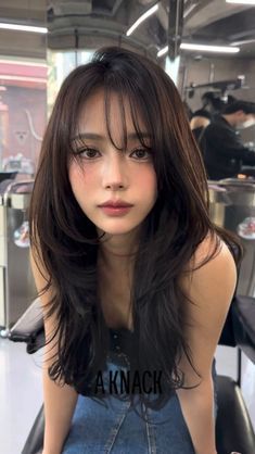 Hushcut Haircut Long Hair, Hair Color On Asian Women, Hair For Graduation Pictorial, Hairstyles Summer 2024, Korean Long Layered Haircut, Hair Inspiration Long, Woman Hair, Hairstyles For Layered Hair, Haircuts For Medium Hair