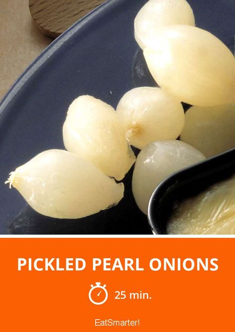 Pickled Pearl Onions - quick recipe - simple dish - A recipe idea by EAT SMARTER | European, Mediterranean, Swiss, Sour, Onion #rootvegetable #recipes Pickled White Onions Recipe, Pickled Pearl Onions Recipe, Pickled Pearl Onions, Pickled White Onions, Pearl Onions Recipe, Pearl Onion Recipe, Healthy Delicious Recipes, Pearl Onions, Refrigerator Pickles