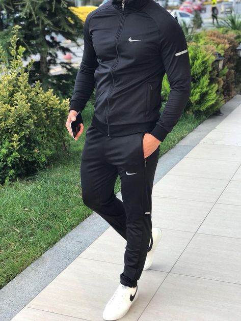 Track Suits Men, Track Suit Men Style, Mens Track Suit, Sporty Outfits Men, Mens Tracksuit Set, Sports Tracksuits, Sports Fashion Men, Sports Wear Fashion, Track Pants Mens