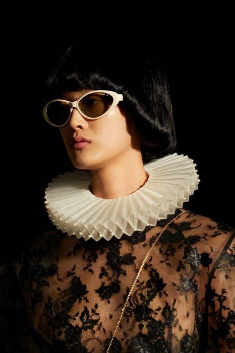 Dazed Beauty, Fashion Music, Declaration Of Independence, Art Music, Music Art, Pop Culture, Fendi, Ruffle Blouse, Gucci