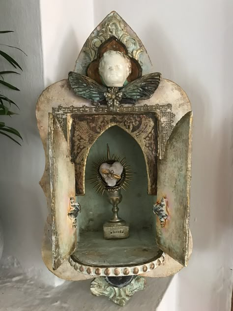 Wall Shrine Ideas, Diy Shrine, Shrine Aesthetic, Shrine Cabinet, Mini Shrine, Wall Shrine, Shrine Art, Wall Shrines, Pocket Shrine