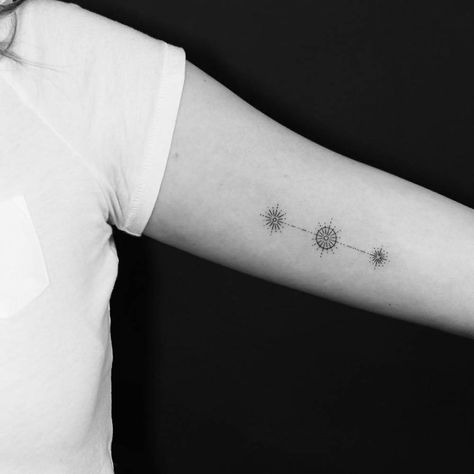 Orion's belt tattoo on the left inner arm. Belt Tattoo, Orion Tattoo, Astronomy Tattoo, Cosmic Tattoo, Small Star Tattoos, Inner Arm Tattoos, Orion's Belt, Tattoo Prices, 4 Tattoo