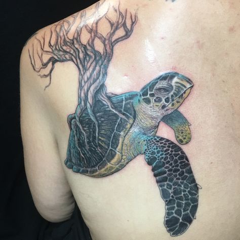 Sea Turtle Tree Of Life Tattoo, Turtle Tree Of Life Tattoo, Tree Of Life Back Tattoo, Chris Tattoo, Tree Of Life Tattoo, Tattoo Women, Back Tattoo Women, Tattoo Inspo, Life Tattoos