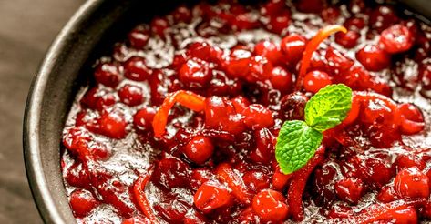 Cranberry Orange Sauce, Cranberry Jelly, White Balsamic, Cranberry Chutney, Wfpb Recipes, White Balsamic Vinegar, Orange Sauce, Turkey Dinner, Port Wine