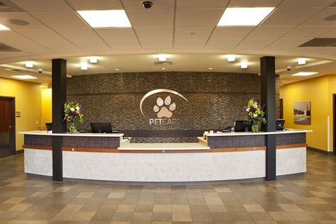 Veterinarian Reception Area, Veterinary Reception Area, Veterinary Clinic Design Receptions, Animal Shelter Design, Hospital Reception, Hotel Pictures, Hotel Pet, Luxury Dog Kennels, Vet Office