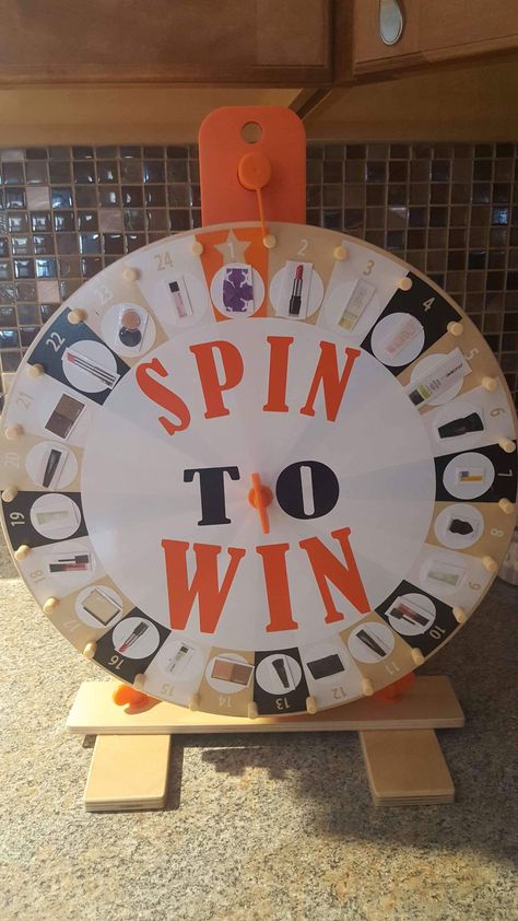 School Booth Ideas Festivals, Prize Table Ideas, Fair Theme Decorations, Games For Vendor Events, Carnival Vendor Ideas, Booth For School Fair, Game Stall Decoration Ideas Fair, Win A Prize Games, Spin To Win Wheel Diy