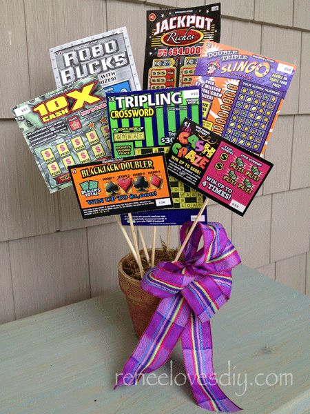 The Lottery Ticket Bouquet | Renee Loves DIY Lottery Ticket Tree, Vday Diy, Lottery Ticket Bouquet, Lottery Ticket Gift, Card Bouquet, Gift Card Bouquet, Shower Baskets, 21 Bday, Poker Gifts