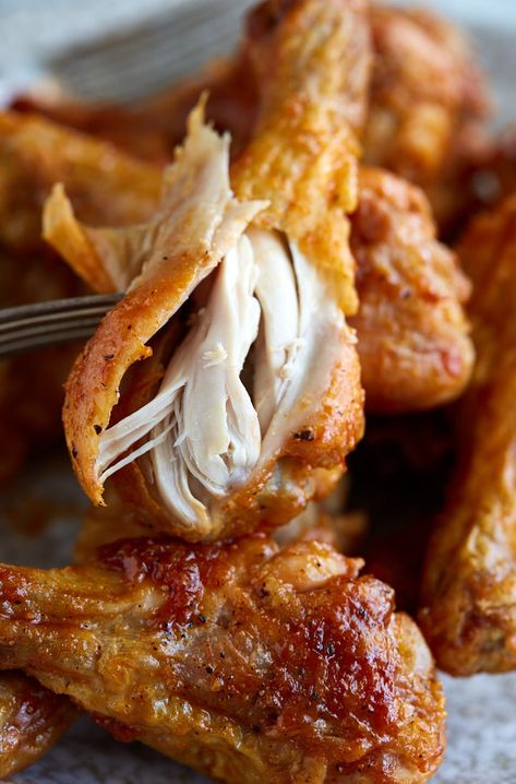 Buffalo Chicken Legs In The Oven, Meals With Drumsticks, Chicken With Baking Powder, Crispy Drumsticks, Crispy Baked Chicken Drumsticks, Oven Baked Chicken Legs, Craving Tasty, Crispy Baked Chicken Wings, Buffalo Style