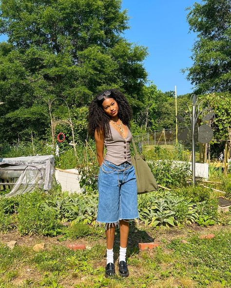 Loafer Outfits, Earthy Outfits, Streetwear Fashion Women, Short Jeans, Cute Simple Outfits, Lookbook Outfits, Teen Fashion Outfits, Playing Dress Up, Cute Casual Outfits