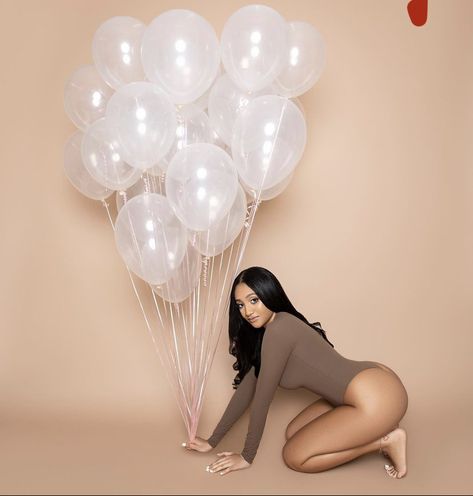 19 Birthday Photoshoot, Baddie Birthday Photoshoot, 19th Photoshoot, 21st Photoshoot, Linen Pants Set, Its My Bday, 21st Bday Ideas, Nude Outfits, 21st Birthday Photoshoot