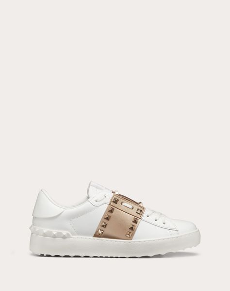 $ 795.00 Rockstud Untitled Sneaker in Calfskin Leather with Metallic Stripe Louis Vuitton Shoes Sneakers, Valentino Sneakers, Cute Maternity Outfits, Maternity Outfits, Shoe Women, Cami Set, Valentino Shoes, Designer Crossbody Bags, Louis Vuitton Shoes