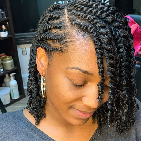 Natural Hair Flat Twist, Flat Twist Hairstyles, Natural Braided Hairstyles, Twisted Hair, Natural Twists, Protective Hairstyles For Natural Hair, Natural Hair Twists, Twist Styles, Pelo Afro