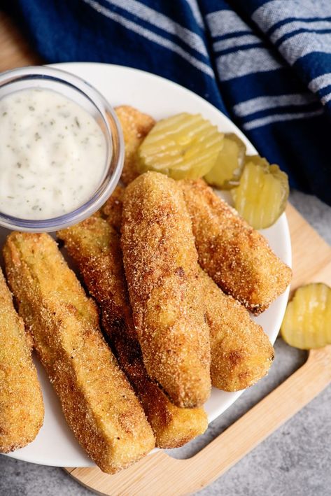 Air Fryer Dill Pickle Fries, Fried Pickles Recipe Spears, Recipe For Fried Pickles, Best Fried Pickles Recipe, Fried Dill Pickle Dip, Low Carb Fried Pickles, Fried Dill Pickles Recipe, Deep Fried Dill Pickles, Chocolate Fried Pies