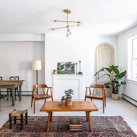 Weathered Wood Furniture, White Painted Floors, Wood Desk Chair, White Washed Floors, Wood Dining Table Rustic, New York May, Painted Wood Floors, White Wood Floors, Contemporary Light Fixtures