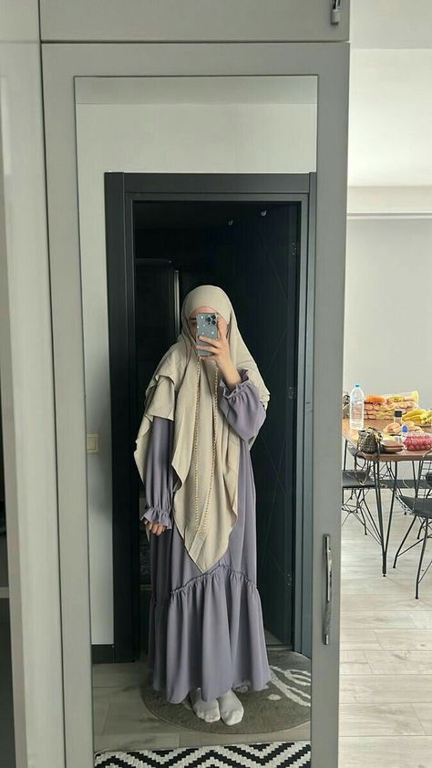 Khimar Style, Islamic Modest Fashion, Estilo Hijab, Stile Hijab, Modern Hijab Fashion, Modest Fashion Hijab, Muslim Outfits Casual, Muslim Fashion Hijab Outfits, Hijabi Fashion Casual