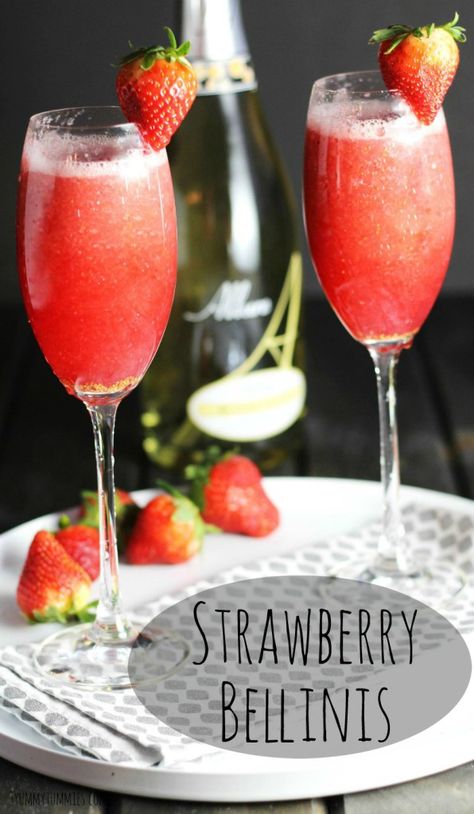 My favorite bubbly cocktail with sparkling moscato wine, strawberry puree and a dash of brandy! Strawberry Bellini, Moscato Wine, Best Cocktail Recipes, Cocktail Recipes Easy, Strawberry Puree, Moscato, Delicious Cocktails, Aperol Spritz, Slushies