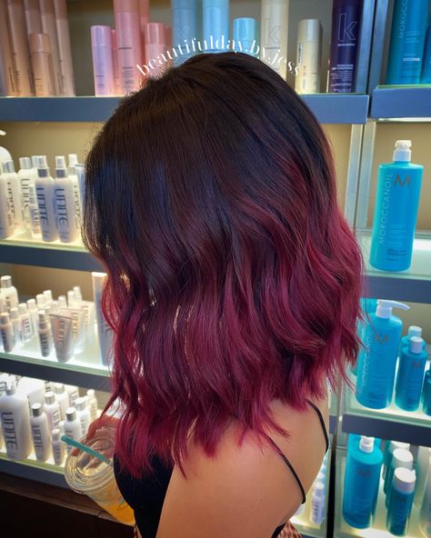 Dark Pink Hair Underneath, Dark Pink Hair Streaks, Burgundy Ombre Hair Short, Pink Hair With Dark Hair, Burgundy Balayage Straight Hair, Straight Hair Purple Highlights, Xmondo Hair Color Berry, Hair Colour Ideas For Short Hair Shoulder Length, Magenta Hair With Highlights