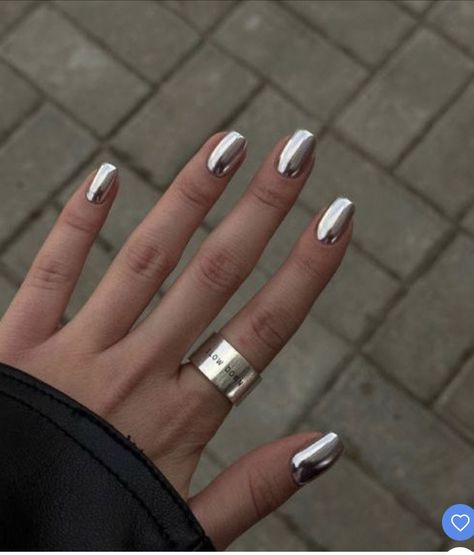 Manikur Kuku, Chrome Nails Designs, Nagellack Trends, Mob Wife, Pretty Gel Nails, Metallic Nails, Popular Nails, Nagel Inspo, Silver Nails