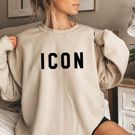 Icon Sweatshirt - Limeberry Designs 30s Aesthetic, Wife Fashion, Baggy Tops, Idee Cricut, Roller Derby, Top Tank, Halloween Sweatshirt, Design Set, Perfect Shirt