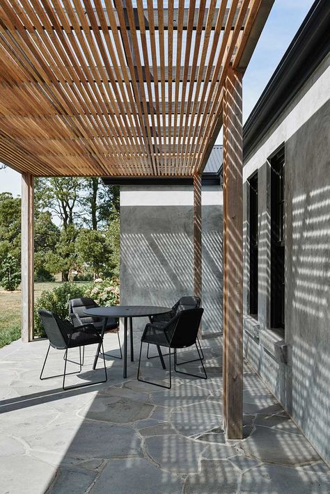 Adam Kane Architects Macedon Ranges Veranda Modern Gardens Australia, Pergola Australia, Timber Pergola, Macedon Ranges, Modern Pergola, Pergola Plans, Diy Pergola, Pergola Patio, Pergola Designs