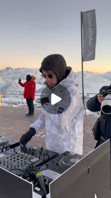 Charles B on Instagram: "🎻 classical music + stunning location 🏔️ = ❤️ 📍 Alpe d’Huez 🇫🇷 (event by @agence_wato ⚡️) 📸 Video by @vincentcoavoux 🔥 ID : Vivaldi - Winter @official.lanne @blaze_u Remix #classical #music #remix #techno #vivaldi #winter #alpedhuez #france #mountains #alps #mozart" France Mountains, Vivaldi Winter, Classical Music, Art Work, France, Music, On Instagram, Instagram, Art