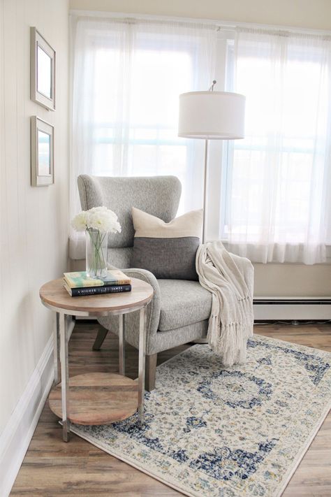 Reading nook closet