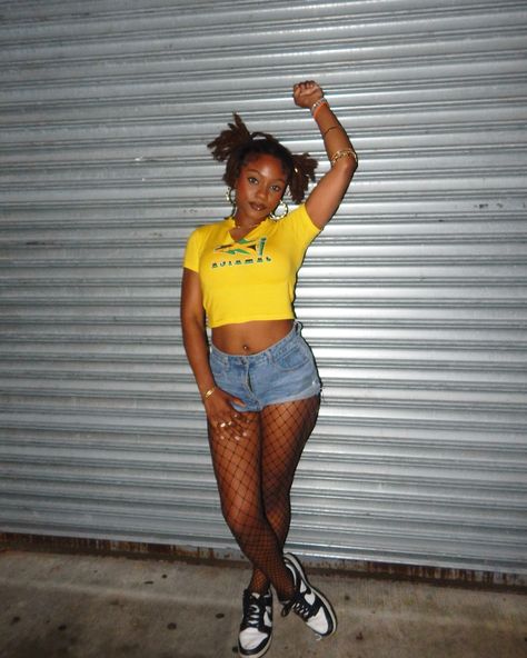 Fish nets, dancehall, dancehall outfits, freaknik outfit, outfit inspo, party outfit inspo 90s Dancehall Outfits, 90s Freaknik, Outfit Inspo Party, Dancehall Outfits, Dancehall Queen, Fish Nets, Jamaica Outfits, Move On, Jamaica