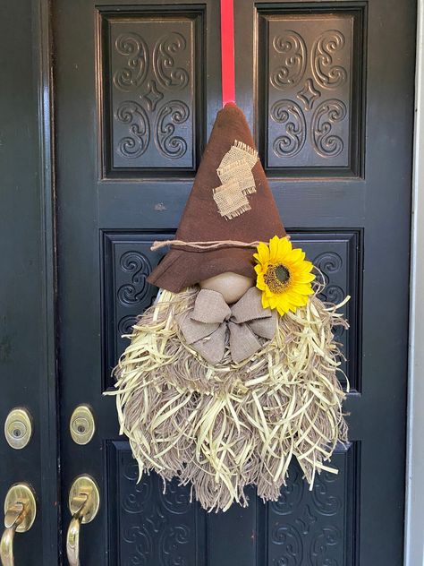 Fall Gnome Wreath, Scarecrow Gnome, Autumn Scarecrow, Scarecrow Crafts, Gnome Wreath, Nautical Wreath, Gnome Decor, Pumpkin Display, Scarecrow Wreath