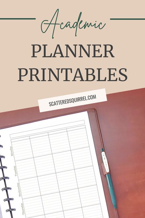 These academic planner printables were designed with teachers and students in mind. The set includes weekly planners, daily planners, and checklist to help organize educational time in a way that works for you. Holiday Planner Printables, Weekly Academic Planner, Simple Daily Planner, Daily Work Planner, Simple Weekly Planner, Daily Planner Printables Free, Free Daily Planner, Aesthetic Planner, Study Planner Printable