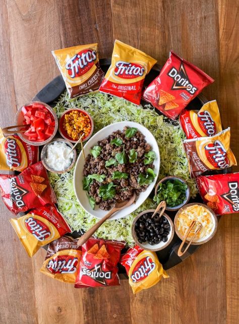 Chip Party Ideas, Taco Dip Charcuterie Board, Sandwich Snack Board, Walking Taco Bar Party Doritos, Taco Tuesday Charcuterie Board, Walking Taco Charcuterie Board Ideas, Chip Bag Tacos, Easy Food Boards For Parties, Make Your Own Dinner Party Ideas