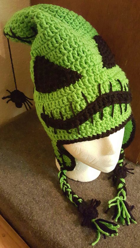 Crochet Sally Hat, Crochet Jack Skellington Hat Pattern Free, Oggie Boogie Crochet Hat, Ophir Boogie Crochet Hat, Oogie Boogie Crochet Hat, Oogie Boogie Hat Crochet Pattern Free, Amigurumi Hat Free Pattern, Nightmare Before Christmas Crochet Free, Crochet Halloween Clothes