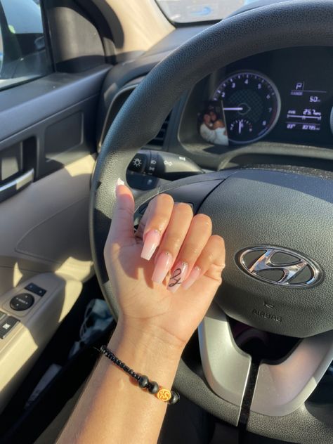 Nails For Boyfriends Birthday, Nails With Your Mans Initials, G Nail Initial, Nails Dedicated To Boyfriend, Initial G Nails, Boyfriend Acrylic Nails, Y Initial Nails, Letter G On Nails, Nails With Z Initial