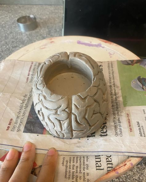 IN PROGRESS‼️ slave to the brain. Guys this is my 4th ceramic attempt. The three before this messed me up so much. - - - - - #ceramics #ceramic #ceramicart #clay #clayart #firsttime #brain #psychology #mentalhealth #mentalhealthawareness #mentalhealthawarenessmonth Brain Ceramic, Clay Brain, Clay Crafts Air Dry Ideas, Brain Psychology, Ashtray Ideas, Summer Arts And Crafts, Sculpture Art Clay, Clay Crafts Air Dry, Ceramics Ideas